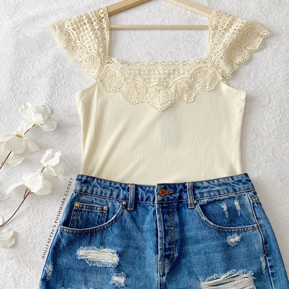 NWT Ralph Lauren Cream Lace Yoke Top